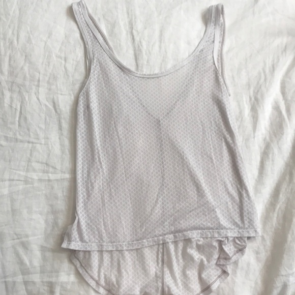 Lululemon exercise top - Picture 1 of 3